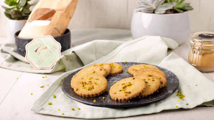 Matcha-Ingwer-Kekse mit Pistazien