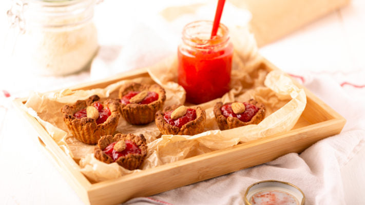 Mandel-Marmeladen-Cups | auf Basis von Mandelmehl