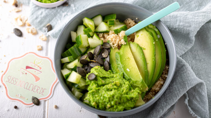 Grüne Couscous-Bowl mit Erbsen-Dip | Dein “grüner Start”