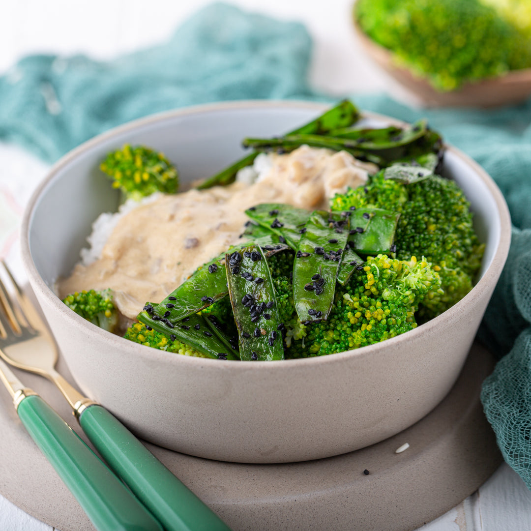 Reis mit Gemüse & Tahin-Sauce | Protein- und Ballaststoffreich