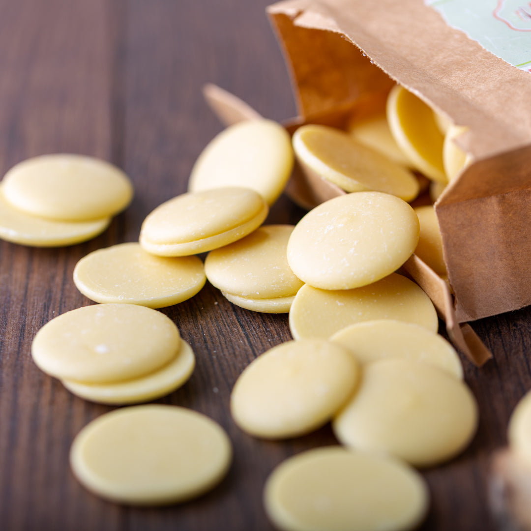Bio Kakaobutter | Kakaobutterchips | Premium-Qualität | kaltgepresst | ohne Zusätze