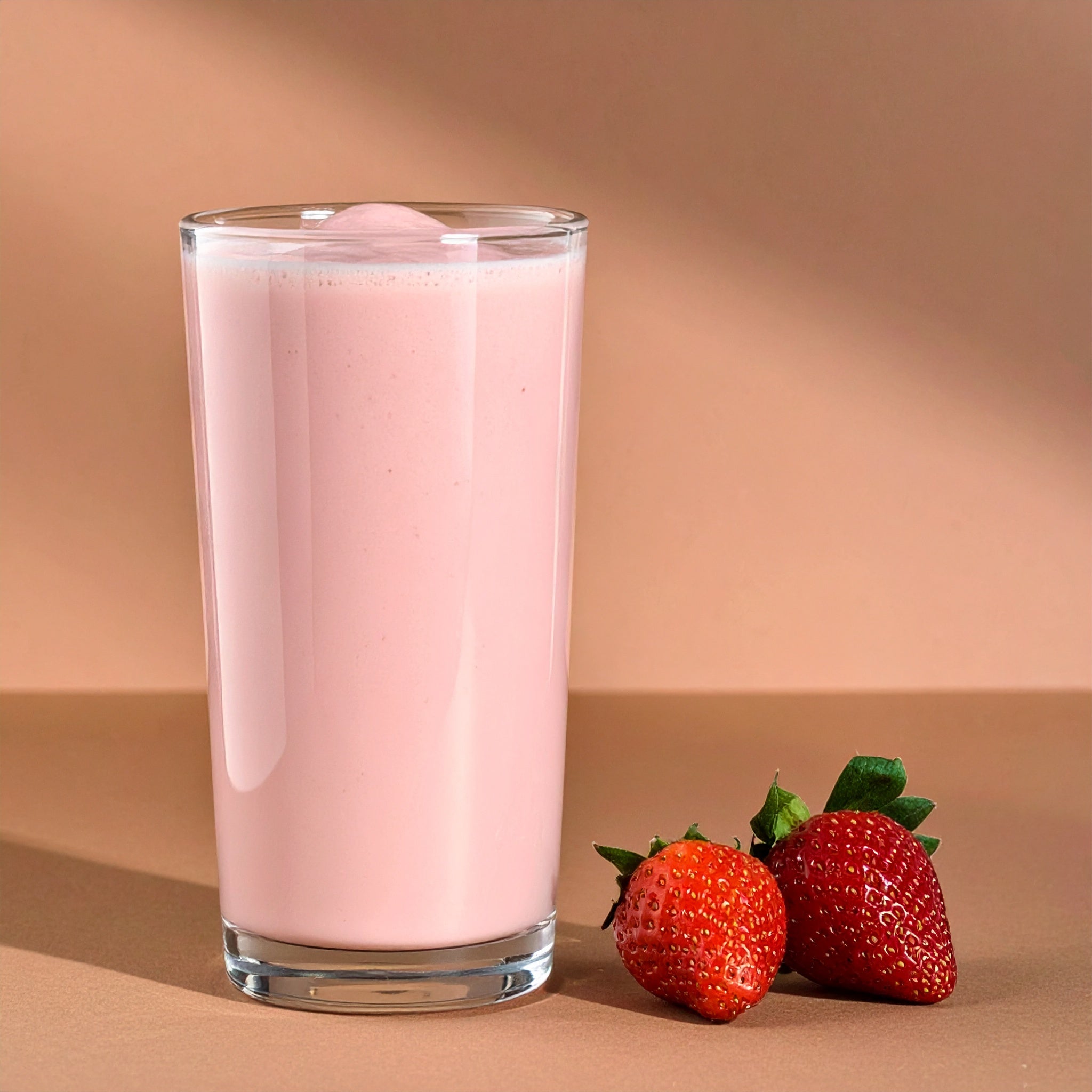 Bio Proteinpulver | "Strawberry-Power" | Vegan & 60% Protein | mit Dattelsüße