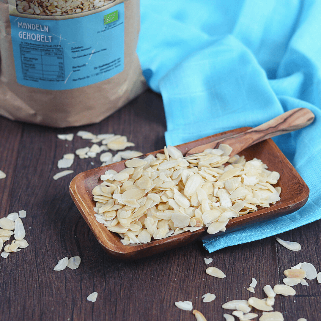 Bio Mandeln | blanchiert & gehobelt | Mandelblättchen