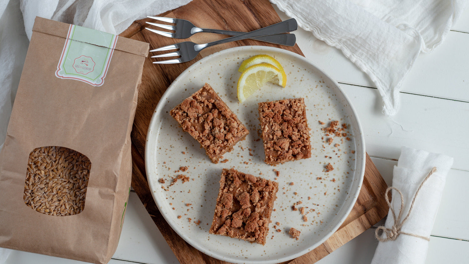 Veganer Zimt-Kuchen | mit Linsenmehl & Dattelzucker