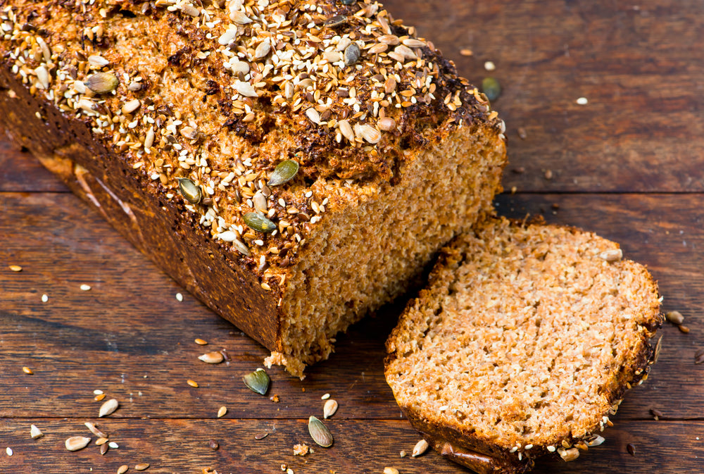 Low Carb Brot Rezept – Super leckeres & gesundes Eiweißbrot