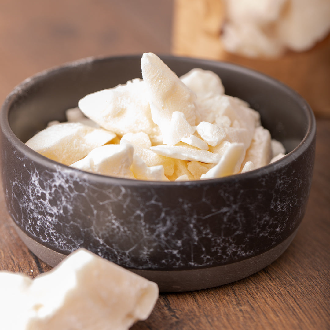 Bio Kakaobutter | Kakaobutterchips | Premium-Qualität | kaltgepresst | ohne Zusätze