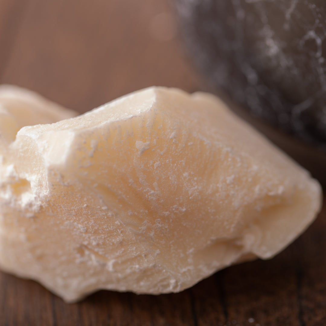 Bio Kakaobutter | Kakaobutterchips | Premium-Qualität | kaltgepresst | ohne Zusätze