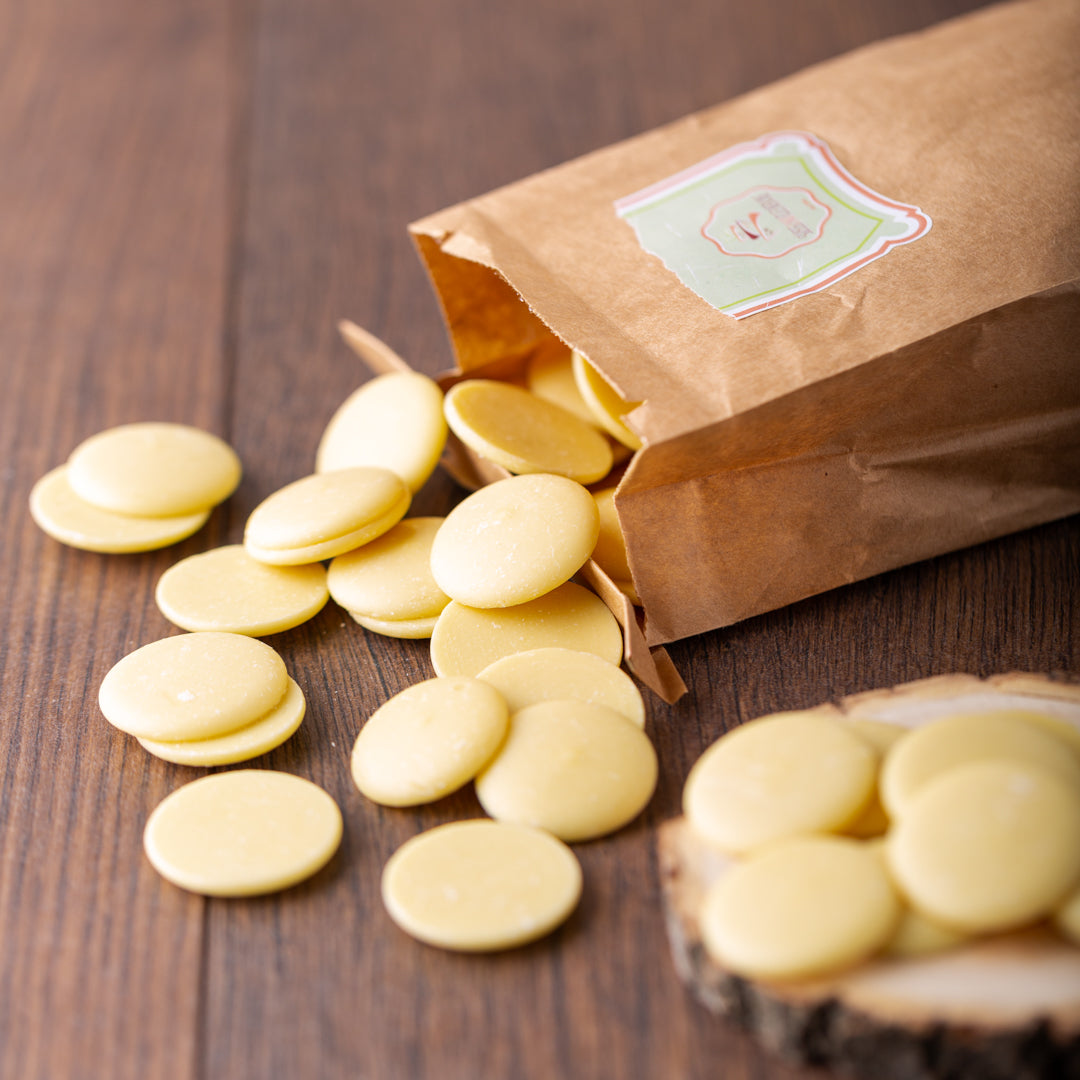 Bio Kakaobutter | Kakaobutterchips | Premium-Qualität | kaltgepresst | ohne Zusätze